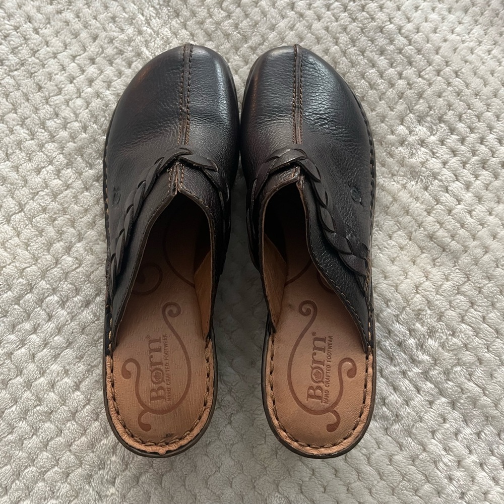 Born clogs